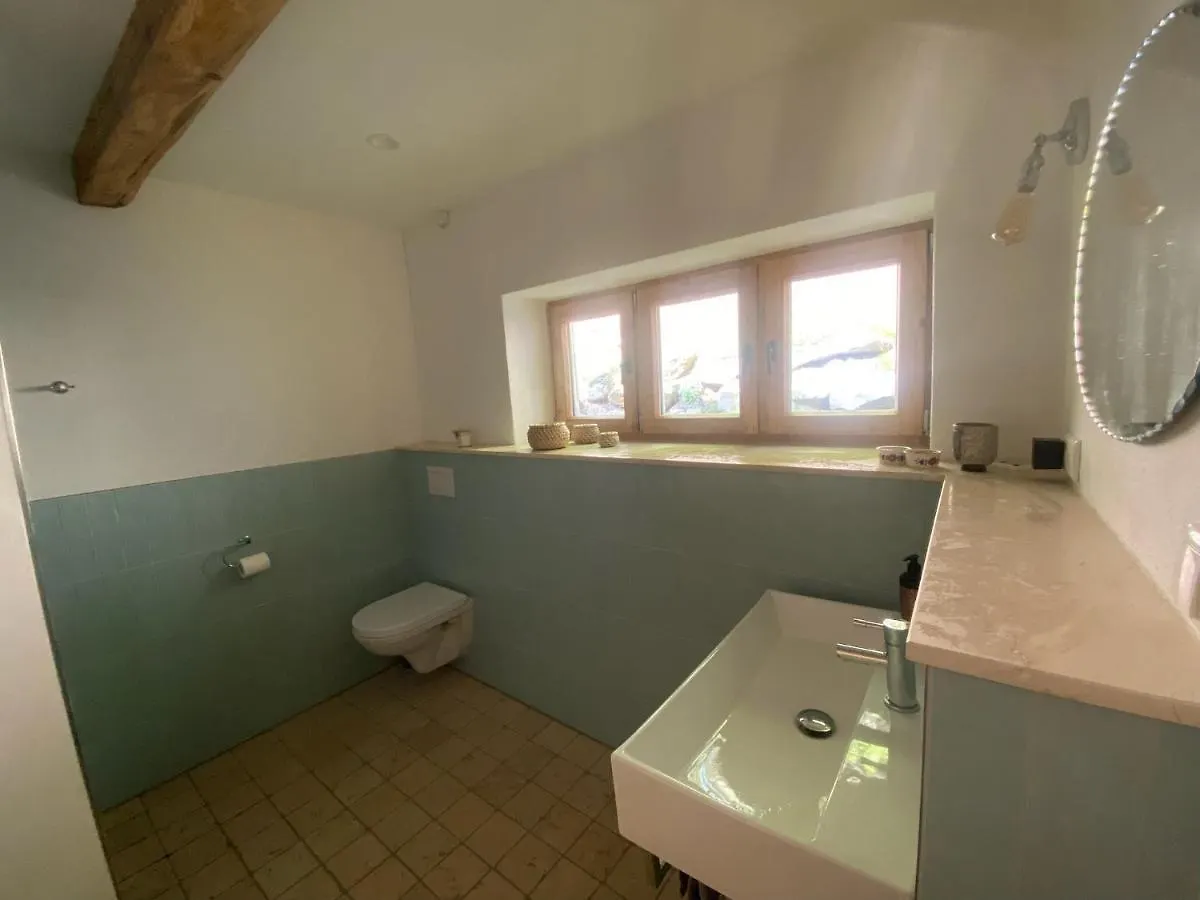 Das Hexenhaus: Haus Im Wald Rinchnach 0*,